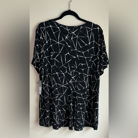 NWT APT. 9 Women’s Top - Picture 4 of 5